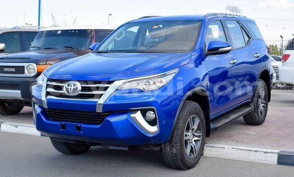 Nunua Imported Toyota Fortuner Bluu Gari ndani ya Import - Dubai nchini Zambia Nunua Imported Toyota Fortuner Bluu Gari ndani ya Import - Dubai nchini Zambia
