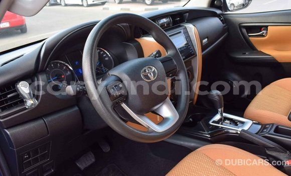 Nunua Imported Toyota Fortuner Bluu Gari ndani ya Import - Dubai nchini Zambia Nunua Imported Toyota Fortuner Bluu Gari ndani ya Import - Dubai nchini Zambia