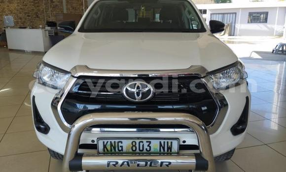 Buy Used Toyota Hilux White Car in Lusaka in Zambia Buy Used Toyota Hilux White Car in Lusaka in Zambia