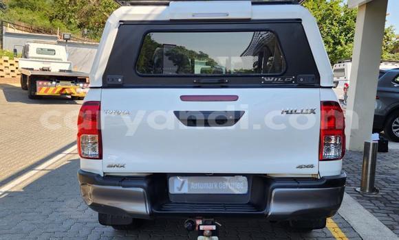 Buy Used Toyota Hilux White Car in Lusaka in Zambia Buy Used Toyota Hilux White Car in Lusaka in Zambia