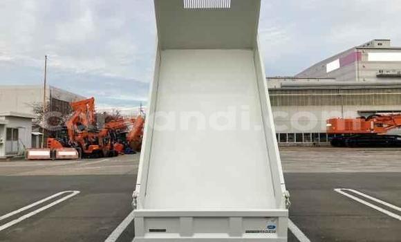 Tenga Tsaru Toyota Dyna Chena Mota in Lusaka in Zambia Tenga Tsaru Toyota Dyna Chena Mota in Lusaka in Zambia