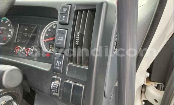 Buy Used Isuzu FTR 850 White Truck in Lusaka in Zambia Buy Used Isuzu FTR 850 White Truck in Lusaka in Zambia