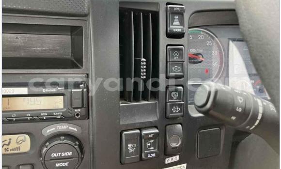 Buy Used Isuzu FTR 850 White Truck in Lusaka in Zambia Buy Used Isuzu FTR 850 White Truck in Lusaka in Zambia