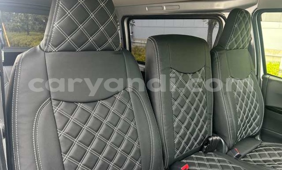 Buy Used Toyota Hiace Silver Car in Lusaka in Zambia Buy Used Toyota Hiace Silver Car in Lusaka in Zambia