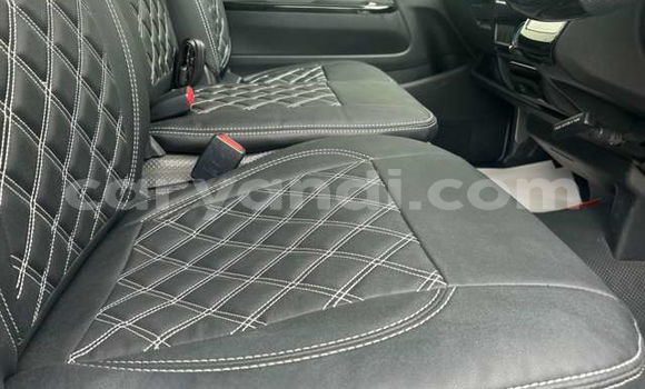 Buy Used Toyota Hiace Silver Car in Lusaka in Zambia Buy Used Toyota Hiace Silver Car in Lusaka in Zambia