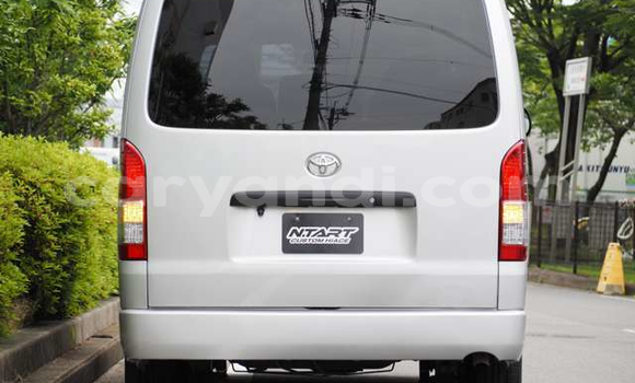 Buy Used Toyota Hiace Silver Car in Lusaka in Zambia Buy Used Toyota Hiace Silver Car in Lusaka in Zambia