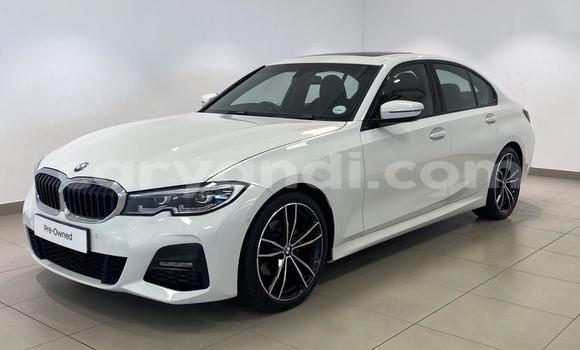 Nunua Ilio tumika BMW 3–Series Nyeupe Gari ndani ya Lusaka nchini Zambia