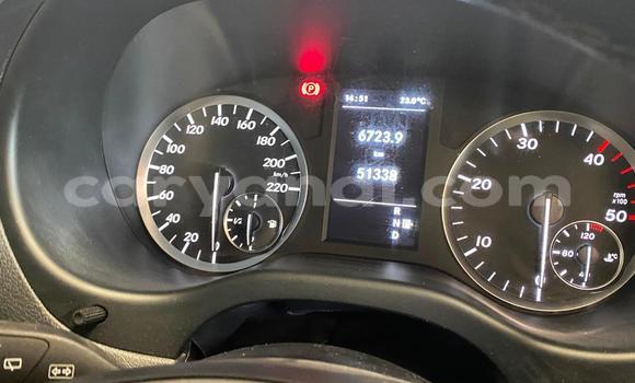 Tenga Tsaru Mercedes‒Benz Vito Nhema Mota in Chilanga in Lusaka Tenga Tsaru Mercedes‒Benz Vito Nhema Mota in Chilanga in Lusaka