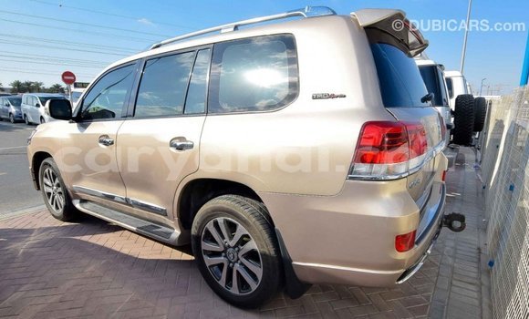 Nunua Imported Toyota Land Cruiser Nyingine Gari ndani ya Import - Dubai nchini Zambia Nunua Imported Toyota Land Cruiser Nyingine Gari ndani ya Import - Dubai nchini Zambia