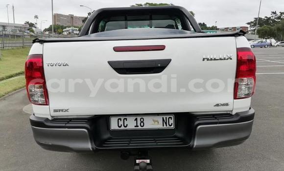 Tenga Tsaru Toyota Hilux Chena Mota in Lusaka in Zambia Tenga Tsaru Toyota Hilux Chena Mota in Lusaka in Zambia