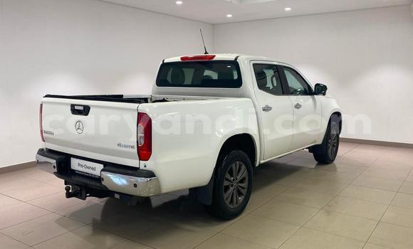 Acheter Occasion Voiture Mercedes‒Benz X-klasse Concept Blanc à Livingstone, Zambie Acheter Occasion Voiture Mercedes‒Benz X-klasse Concept Blanc à Livingstone, Zambie