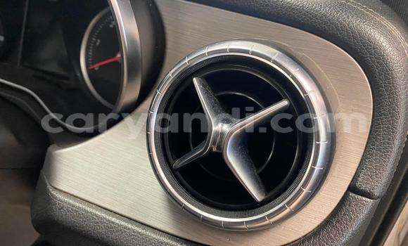 Acheter Occasion Voiture Mercedes‒Benz X-klasse Concept Blanc à Livingstone, Zambie Acheter Occasion Voiture Mercedes‒Benz X-klasse Concept Blanc à Livingstone, Zambie