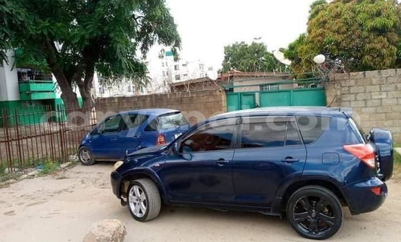 Acheter Occasion Voiture Toyota RAV4 Bleu à Lusaka, Zambie Acheter Occasion Voiture Toyota RAV4 Bleu à Lusaka, Zambie