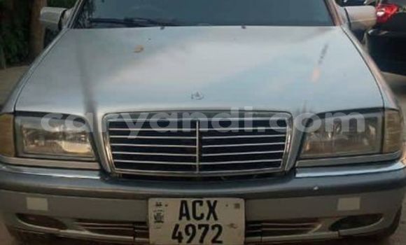 Nunua Ilio tumika Mercedes-Benz C250 coupe Nyingine Gari ndani ya Lusaka nchini Zambia Nunua Ilio tumika Mercedes-Benz C250 coupe Nyingine Gari ndani ya Lusaka nchini Zambia