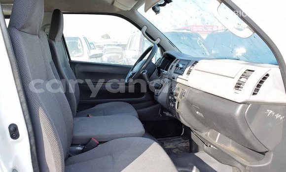 Acheter Import Voiture Toyota Hiace Blanc à Import - Dubai, Zambie Acheter Import Voiture Toyota Hiace Blanc à Import - Dubai, Zambie