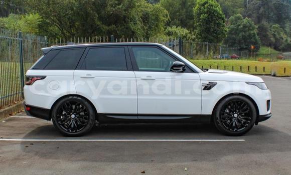 Acheter Occasion Voiture Land Rover Range Rover Blanc à Lusaka, Zambie Acheter Occasion Voiture Land Rover Range Rover Blanc à Lusaka, Zambie