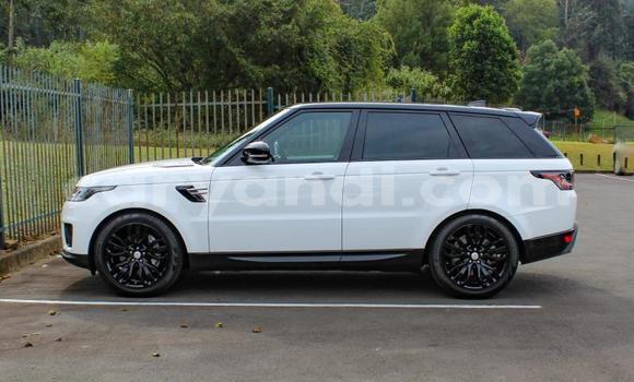 Acheter Occasion Voiture Land Rover Range Rover Blanc à Lusaka, Zambie Acheter Occasion Voiture Land Rover Range Rover Blanc à Lusaka, Zambie