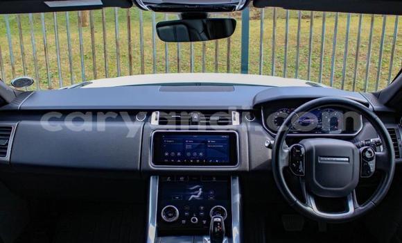 Acheter Occasion Voiture Land Rover Range Rover Blanc à Lusaka, Zambie Acheter Occasion Voiture Land Rover Range Rover Blanc à Lusaka, Zambie