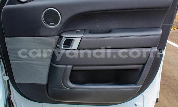 Acheter Occasion Voiture Land Rover Range Rover Blanc à Lusaka, Zambie Acheter Occasion Voiture Land Rover Range Rover Blanc à Lusaka, Zambie