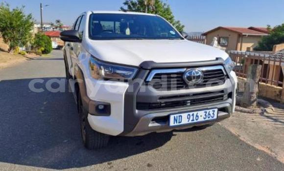 Buy Used Toyota Hilux White Car in Lusaka in Zambia Buy Used Toyota Hilux White Car in Lusaka in Zambia