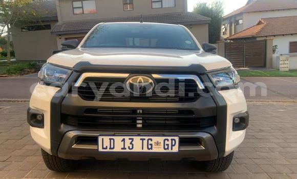 Buy Used Toyota Hilux Silver Car in Lusaka in Zambia Buy Used Toyota Hilux Silver Car in Lusaka in Zambia