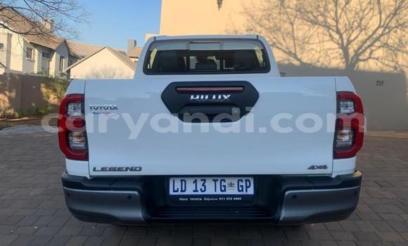 Buy Used Toyota Hilux Silver Car in Lusaka in Zambia Buy Used Toyota Hilux Silver Car in Lusaka in Zambia