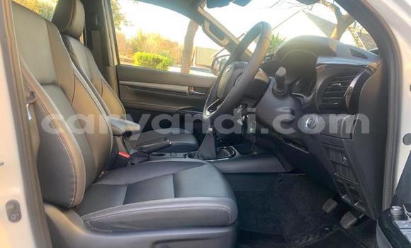 Buy Used Toyota Hilux Silver Car in Lusaka in Zambia Buy Used Toyota Hilux Silver Car in Lusaka in Zambia