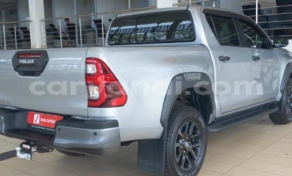 Buy Used Toyota Hilux White Car in Lusaka in Zambia Buy Used Toyota Hilux White Car in Lusaka in Zambia
