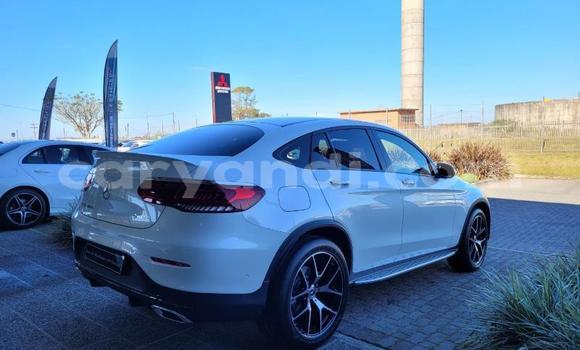 Acheter Occasion Voiture Mercedes‒Benz AMG GLC Blanc à Lusaka, Zambie Acheter Occasion Voiture Mercedes‒Benz AMG GLC Blanc à Lusaka, Zambie