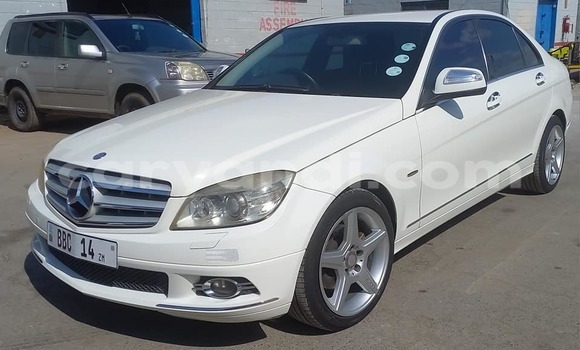 Buy Used Mercedes-Benz C-Classe White Car in Lusaka in Zambia Buy Used Mercedes-Benz C-Classe White Car in Lusaka in Zambia