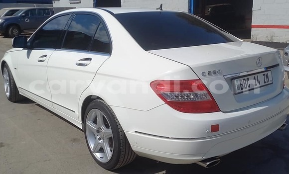 Tenga Tsaru Mercedes-Benz C-Classe Chena Mota in Lusaka in Zambia Tenga Tsaru Mercedes-Benz C-Classe Chena Mota in Lusaka in Zambia