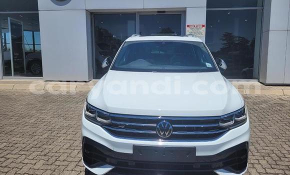 Acheter Occasion Voiture Volkswagen Tiguan Blanc à Lusaka, Zambie Acheter Occasion Voiture Volkswagen Tiguan Blanc à Lusaka, Zambie