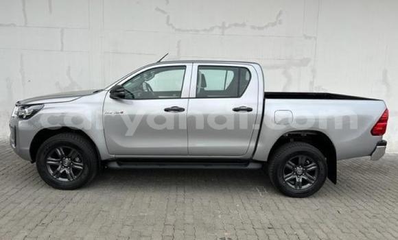 Acheter Occasion Voiture Toyota Hilux Gris à Lusaka, Zambie Acheter Occasion Voiture Toyota Hilux Gris à Lusaka, Zambie