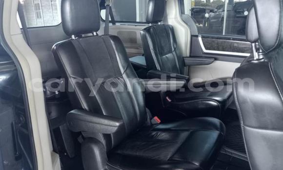 Buy Used Chrysler Voyager Blue Car in Lusaka in Zambia Buy Used Chrysler Voyager Blue Car in Lusaka in Zambia