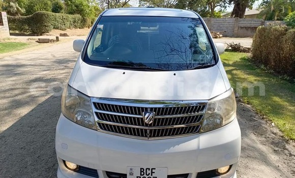 Acheter Occasion Voiture Toyota Alphard Beige à Lusaka, Zambie
