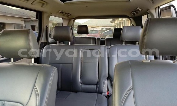 Acheter Occasion Voiture Toyota Alphard Beige à Lusaka, Zambie Acheter Occasion Voiture Toyota Alphard Beige à Lusaka, Zambie