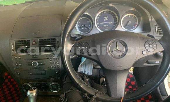 Nunua Ilio tumika Mercedes-Benz C-Classe Nyingine Gari ndani ya Lusaka nchini Zambia Nunua Ilio tumika Mercedes-Benz C-Classe Nyingine Gari ndani ya Lusaka nchini Zambia