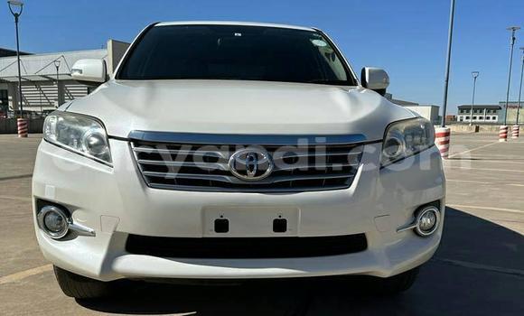 Nunua Ilio tumika Toyota Vanguard Nyeupe Gari ndani ya Lusaka nchini Zambia Nunua Ilio tumika Toyota Vanguard Nyeupe Gari ndani ya Lusaka nchini Zambia