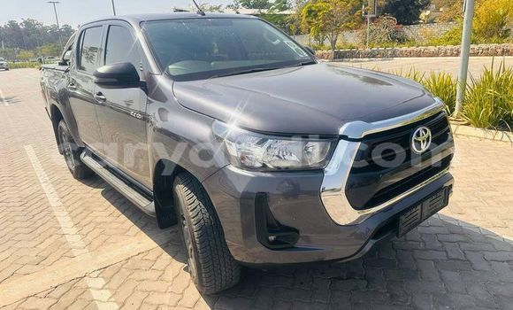 Nunua Ilio tumika Toyota Hilux Nyeusi Gari ndani ya Lusaka nchini Zambia Nunua Ilio tumika Toyota Hilux Nyeusi Gari ndani ya Lusaka nchini Zambia