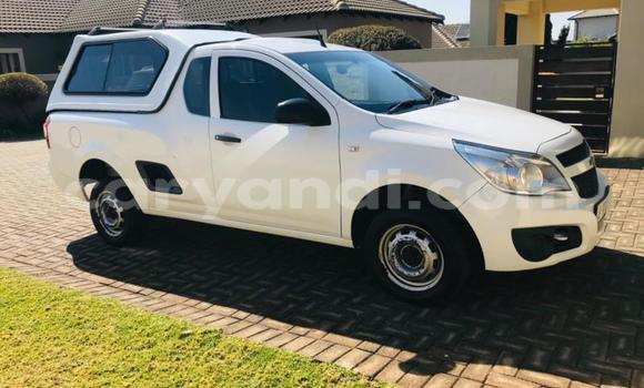 Buy Used Chevlolet Spin White Car in Lusaka in Zambia Buy Used Chevlolet Spin White Car in Lusaka in Zambia