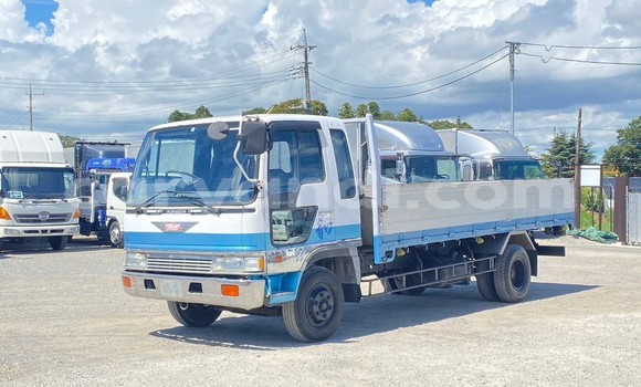 Nunua Ilio tumika Hino Ranger Nyeupe Lori ndani ya Import - Dubai nchini Zambia