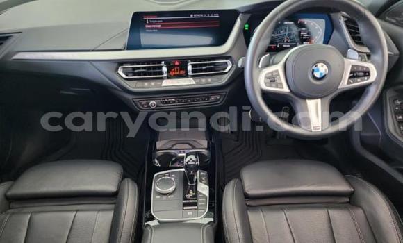 Tenga Tsaru BMW 1-Series Tsvuku Mota in Livingstone in Zambia Tenga Tsaru BMW 1-Series Tsvuku Mota in Livingstone in Zambia