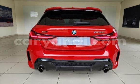 Tenga Tsaru BMW 1-Series Tsvuku Mota in Livingstone in Zambia Tenga Tsaru BMW 1-Series Tsvuku Mota in Livingstone in Zambia