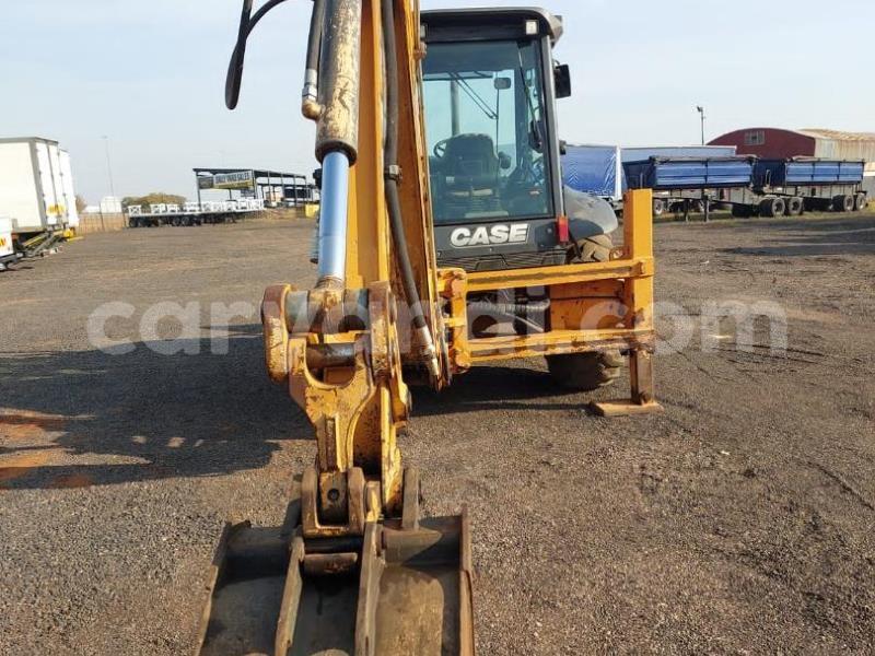Big with watermark caterpillar 120 north western zambezi 24913