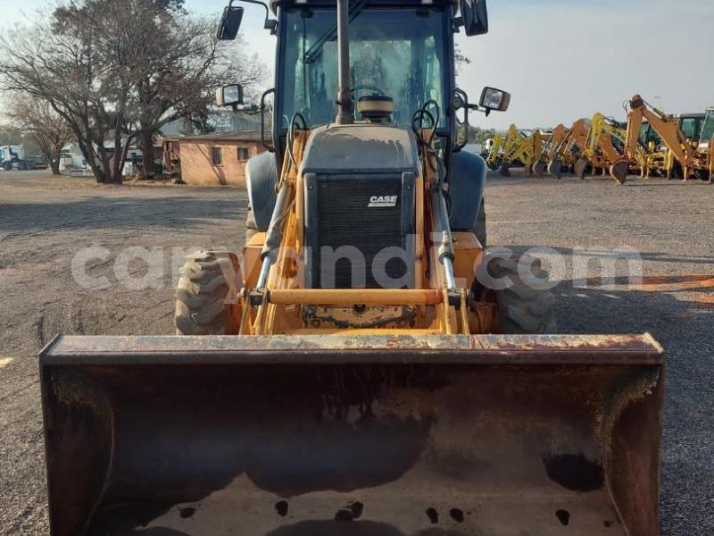 Big with watermark caterpillar 120 north western zambezi 24913
