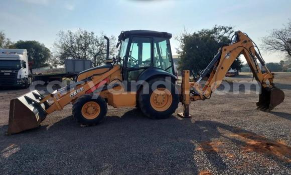 Tenga Tsaru Caterpillar 120 Zvimwe Rori in Zambezi in North-Western Tenga Tsaru Caterpillar 120 Zvimwe Rori in Zambezi in North-Western