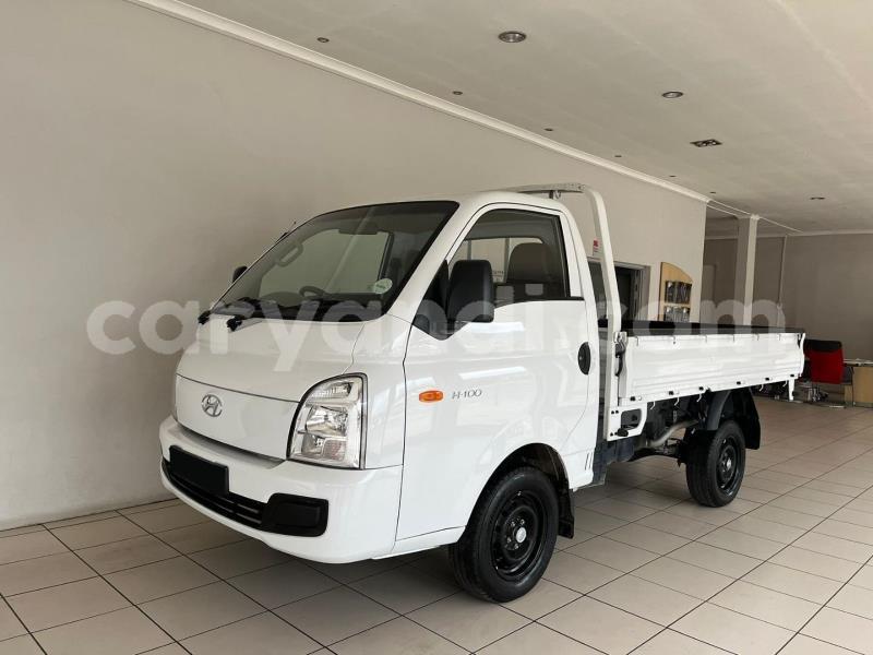 Big with watermark hyundai h1 zambia livingstone 24919