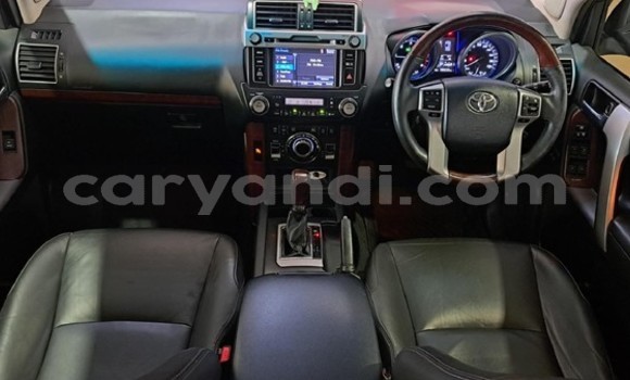 Tenga Tsaru Toyota Land Cruiser Prado Zvimwe Mota in Livingstone in Zambia Tenga Tsaru Toyota Land Cruiser Prado Zvimwe Mota in Livingstone in Zambia