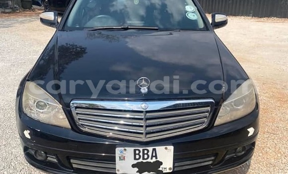 Acheter Occasion Voiture Mercedes-Benz C-Classe Noir à Lusaka, Zambie Acheter Occasion Voiture Mercedes-Benz C-Classe Noir à Lusaka, Zambie