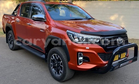 Nunua Ilio tumika Toyota Hilux Nyekundu Gari ndani ya Lusaka nchini Zambia Nunua Ilio tumika Toyota Hilux Nyekundu Gari ndani ya Lusaka nchini Zambia